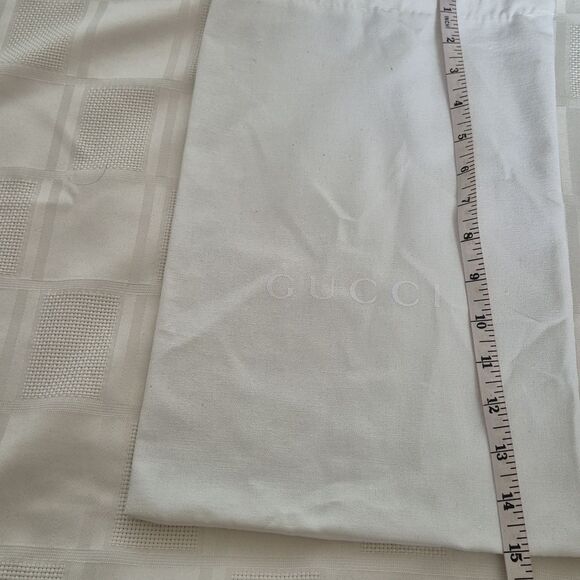 Gucci Elegant White Dust Bags - Picture 6 of 16